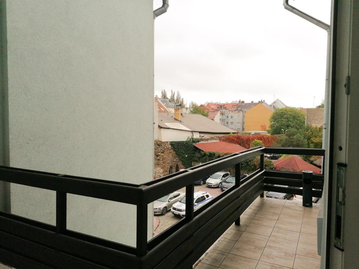 Hostel Vodna 1 Košice Eksteriør billede