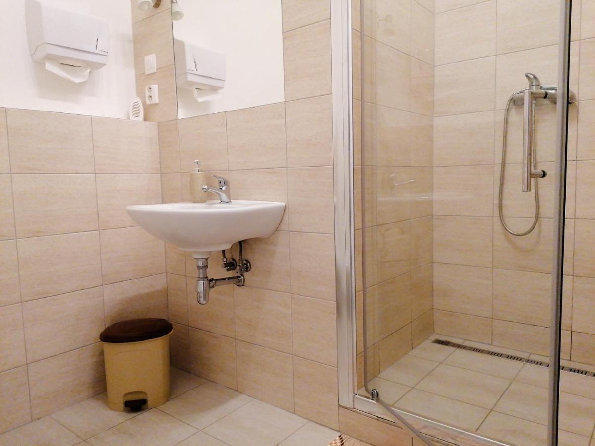 Hostel Vodna 1 Košice Eksteriør billede